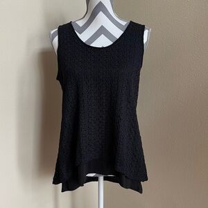 Signature Studio - Black Lace Sleeveless Tank Top - Size: Medium
